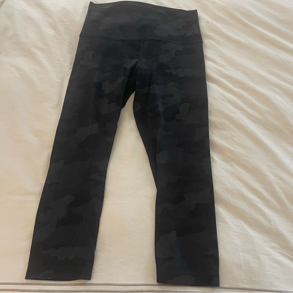 Lululemon Align Crop 21”